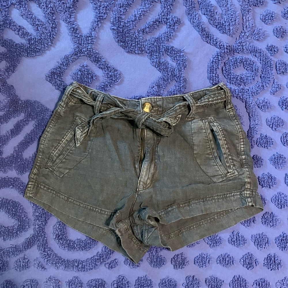 American Eagle Short